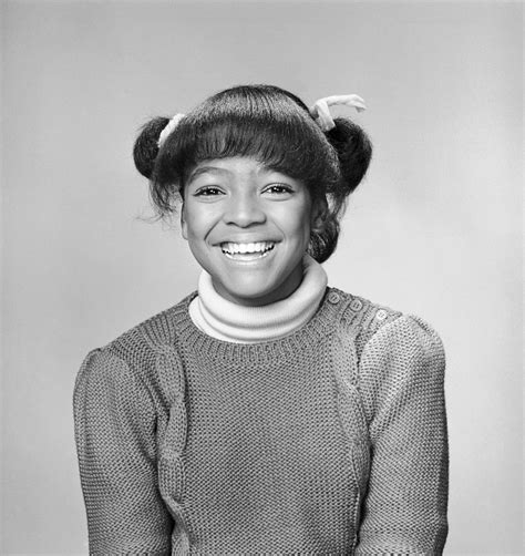 kim fields young|The Facts of Life: Kim Fields Was Much Younger Than the Rest。